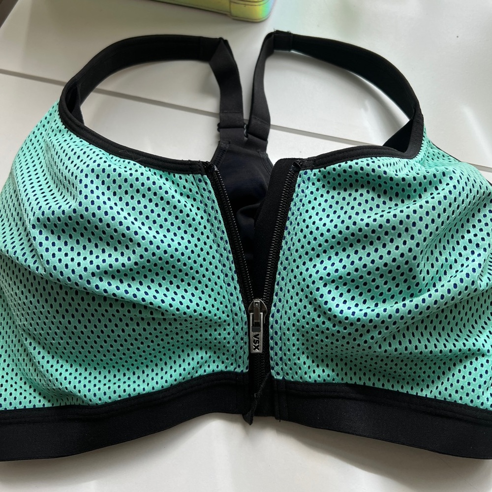 VSX Sport Bra Zipper - 36C